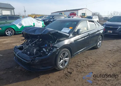 2019 Volkswagen Jetta 1.4T R-Line/1.4T S/1.4T Se z USA, uszkodzony, nr VIN 3VWCB7BUXKM224003